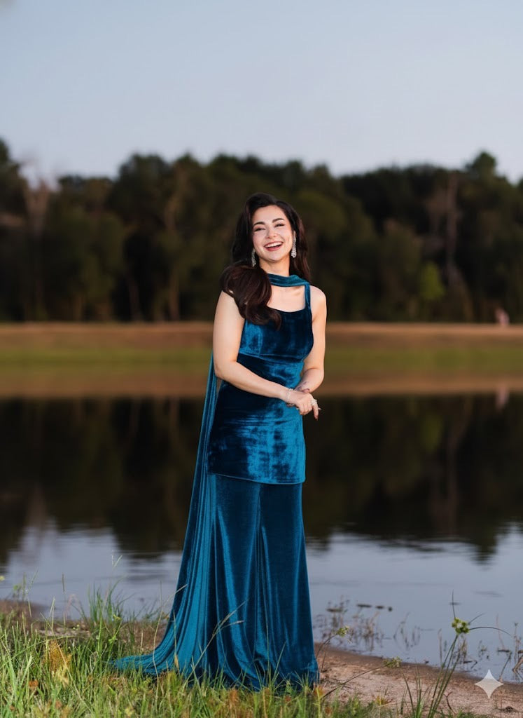 hania amir blue dress Hania Amir in Royal Blue Embroidered Dress