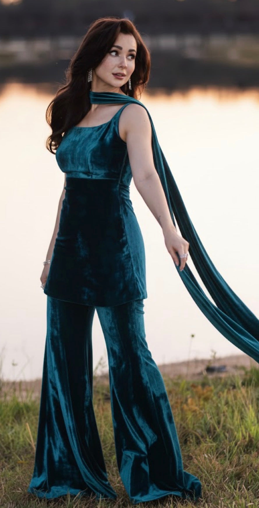 Hania Amir Velvet Dress 9000 micro Velvet In 3 colours