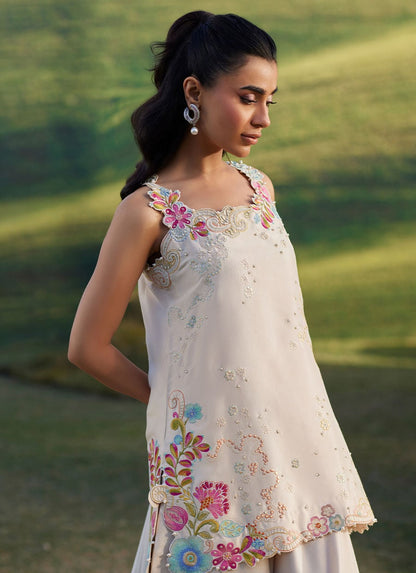 Silk Embroidered 3pc Article With Chiffon Triple Shade Dupatta Naimal Khawar