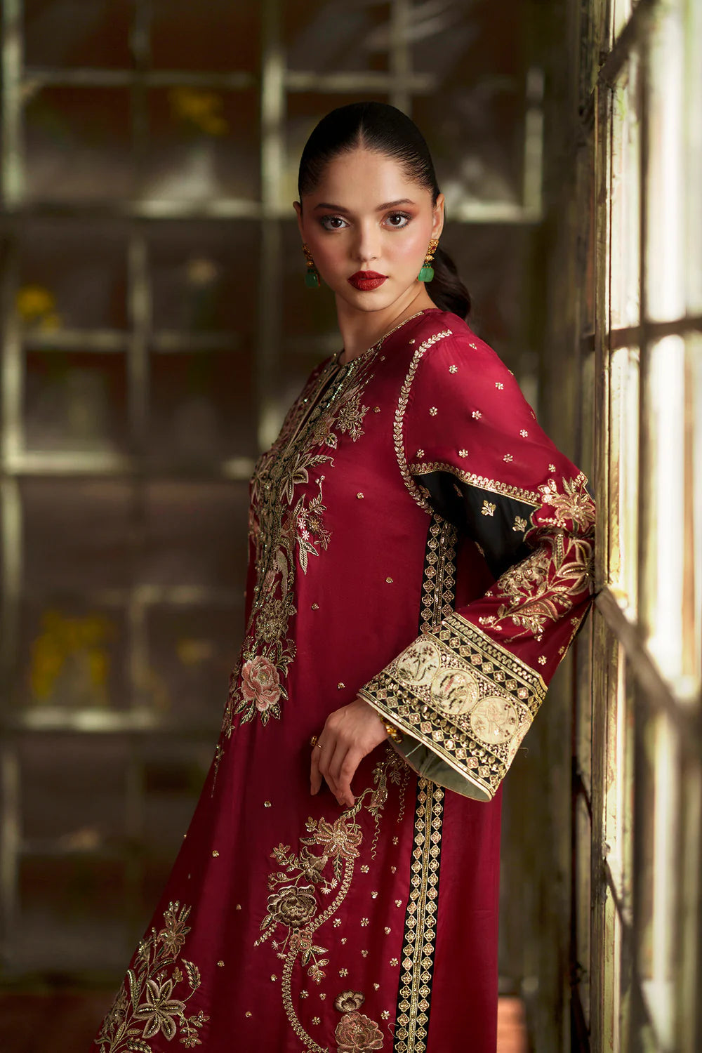 Ethnic Silk Red 2pc