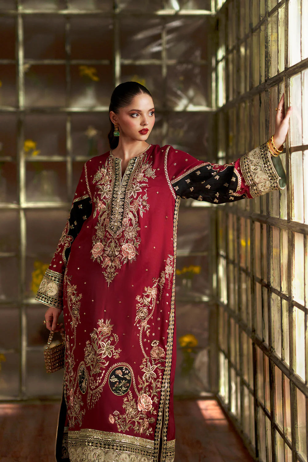 Ethnic Silk Red 2pc
