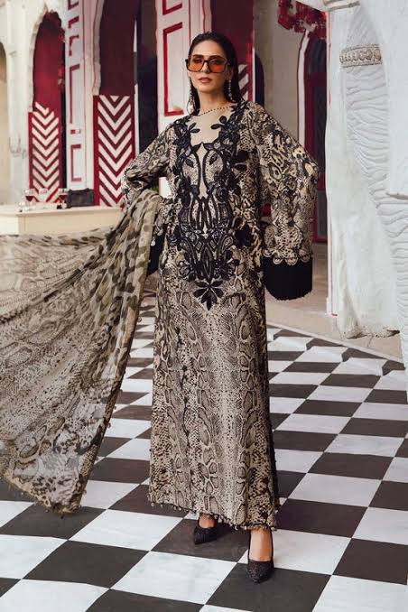 Maria B. Silk New Trending Article - Maryam Collection