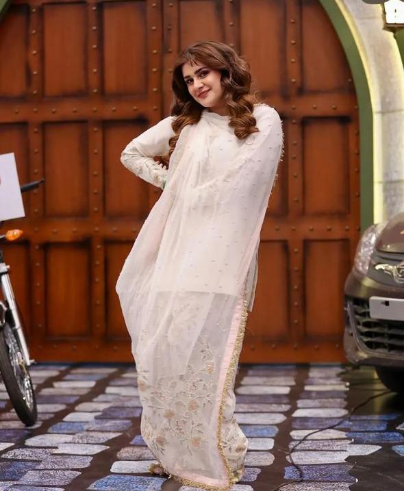 Ethnic Silk luxury 3pc Article Kubra khan