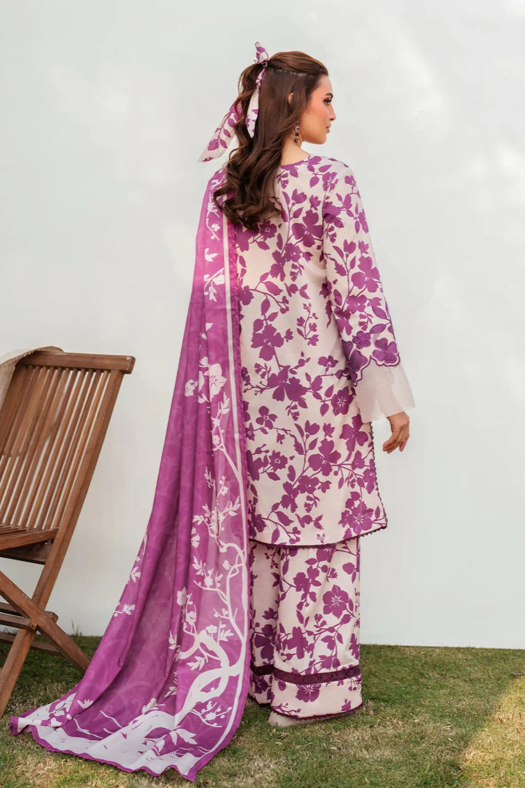 Maria B. Lawn 3 Piece